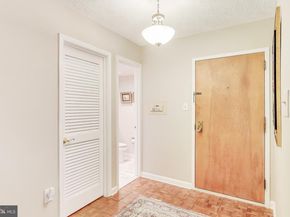 1101 S Arlington Ridge Road 305, Arlington VA 22202