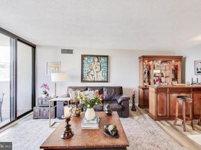 1101 S Arlington Ridge Road 305, Arlington VA 22202