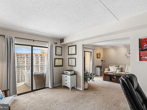 21439 Valley Forge Circle 1439, King Of Prussia PA 19406