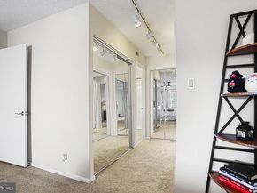 21439 Valley Forge Circle 1439, King Of Prussia PA 19406