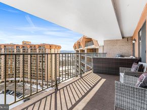 21439 Valley Forge Circle 1439, King Of Prussia PA 19406