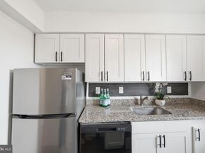 3909 Pennsylvania Avenue SE 302, Washington DC 20020