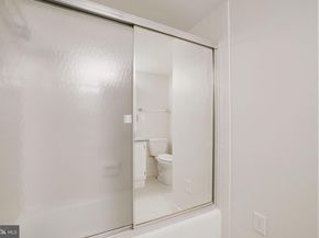 3800 Fairfax Drive 213, Arlington VA 22203