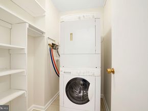 3800 Fairfax Drive 213, Arlington VA 22203