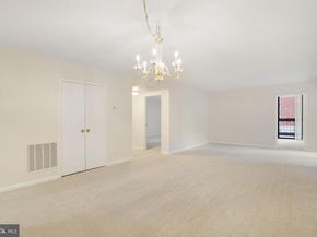 3800 Fairfax Drive 213, Arlington VA 22203