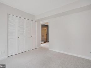 3800 Fairfax Drive 213, Arlington VA 22203