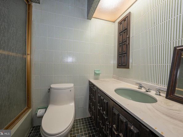 8208 New Second Street, Elkins Park PA 19027