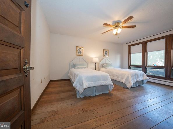 8208 New Second Street, Elkins Park PA 19027