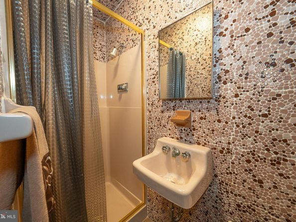 8208 New Second Street, Elkins Park PA 19027
