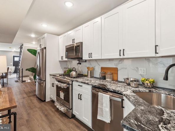 2536 N Lee Street, Philadelphia PA 19125