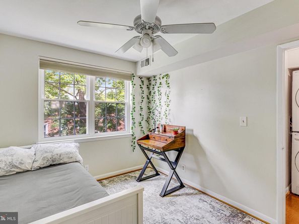 4628 28TH Road S A, Arlington VA 22206