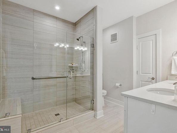 2320 Field Point Road 4408, Herndon VA 20171