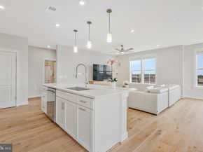 2320 Field Point Road 4408, Herndon VA 20171