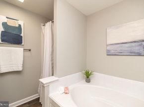 427 Shawmont Avenue D, Philadelphia PA 19128