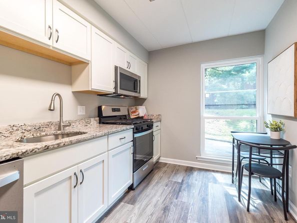 427 Shawmont Avenue D, Philadelphia PA 19128