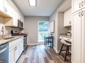 427 Shawmont Avenue D, Philadelphia PA 19128