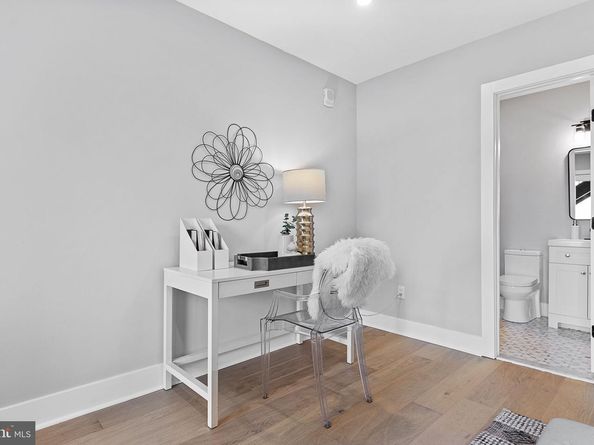 1013 17TH Place NE 5, Washington DC 20002