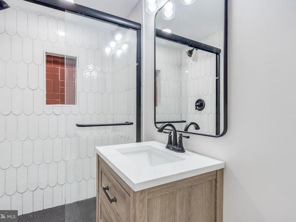 6932 8TH Street NW, Washington DC 20012