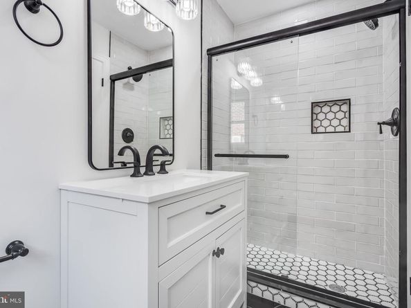 6932 8TH Street NW, Washington DC 20012
