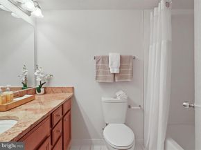 5505 Seminary Road 709N, Falls Church VA 22041
