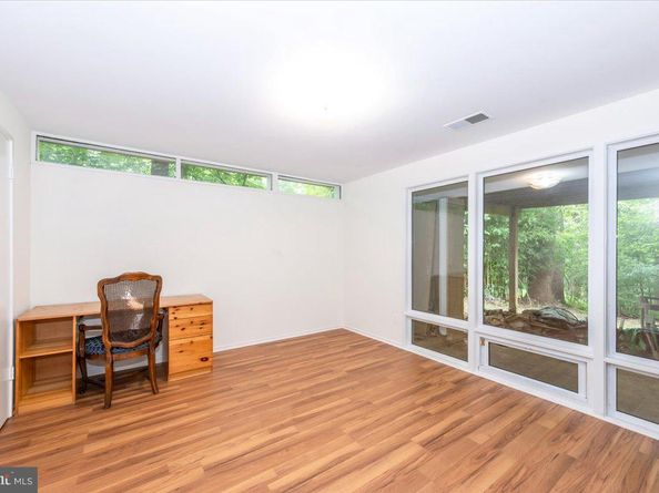 9441 Holbrook, Potomac MD 20854