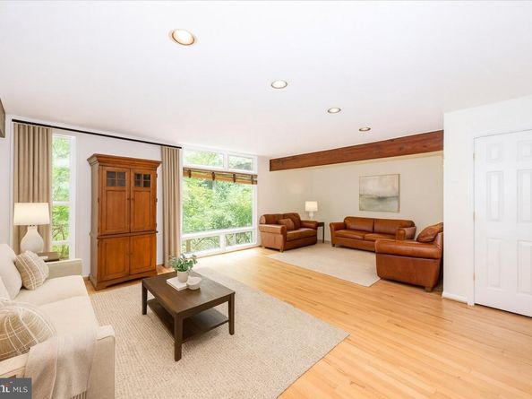 9441 Holbrook, Potomac MD 20854