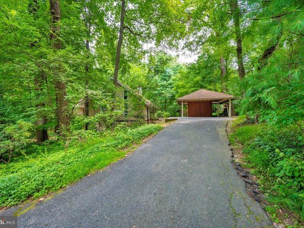 9441 Holbrook, Potomac MD 20854