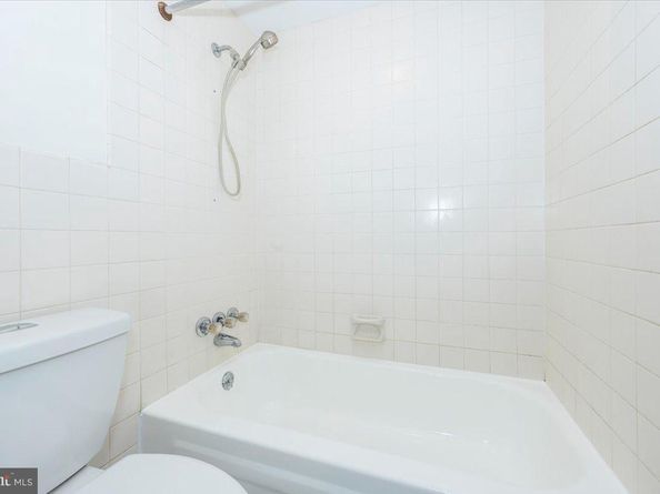 9441 Holbrook, Potomac MD 20854
