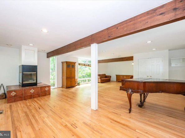 9441 Holbrook, Potomac MD 20854