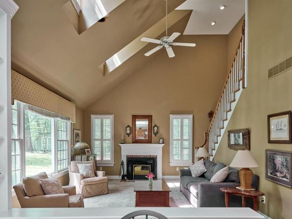 6950 Upper York Road, New Hope PA 18938