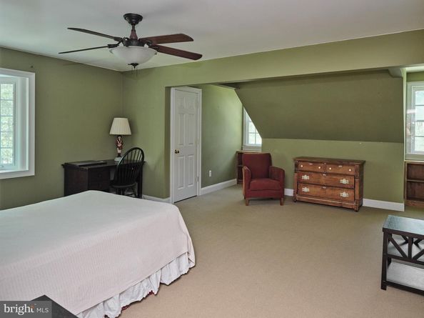6950 Upper York Road, New Hope PA 18938