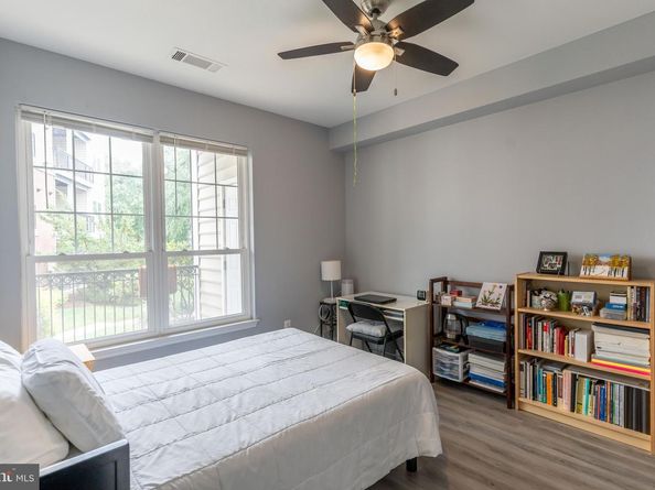 1530 Spring Gate Drive 9121, Mclean VA 22102