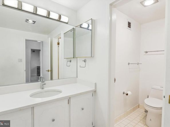 2555 Pennsylvania Avenue NW 816, Washington DC 20037