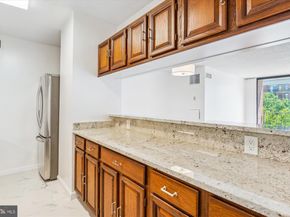 2555 Pennsylvania Avenue NW 816, Washington DC 20037