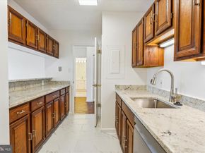 2555 Pennsylvania Avenue NW 816, Washington DC 20037