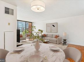 2555 Pennsylvania Avenue NW 816, Washington DC 20037