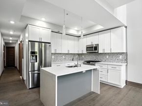 2109 M Street NE 8, Washington DC 20002