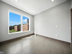 2109 M Street NE 8, Washington DC 20002