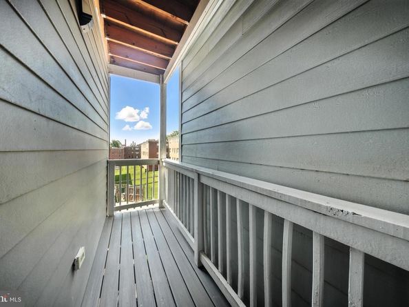 2109 M Street NE 8, Washington DC 20002