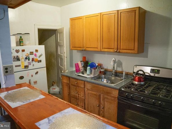 5857 Hazel Avenue, Philadelphia PA 19143