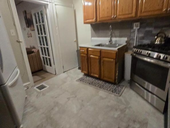 5045 Summer Street, Philadelphia PA 19139