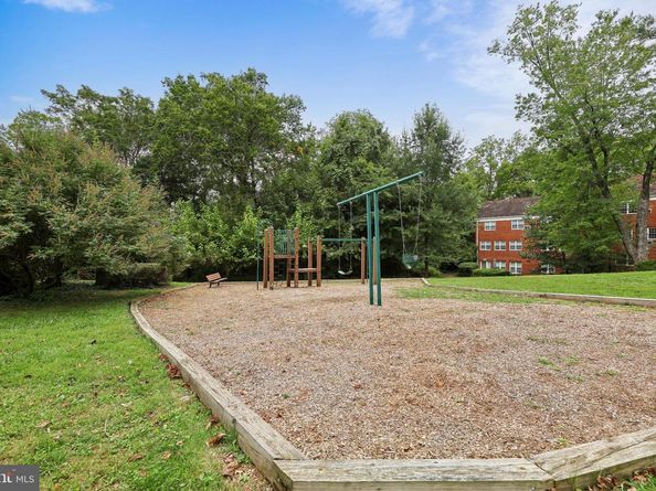 1615 Mount Eagle Place, Alexandria VA 22302