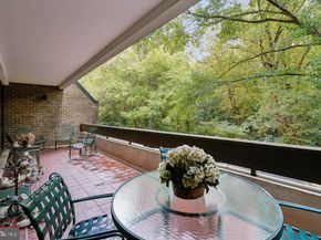 4956 Sentinel Drive 9106, Bethesda MD 20816