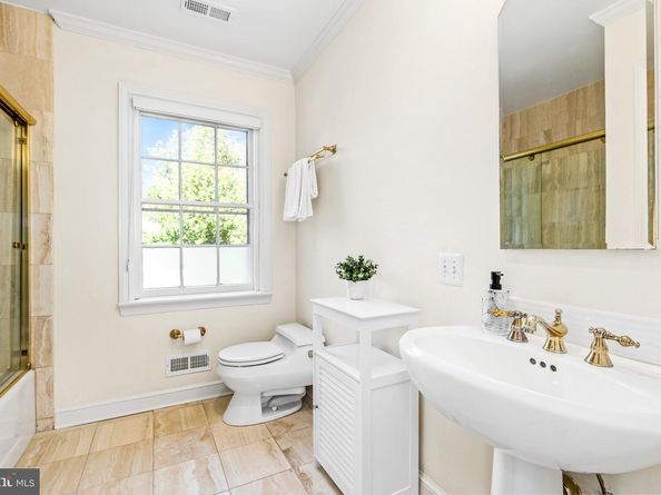 5058 Sedgwick Street NW, Washington DC 20016