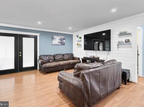 18 Harvest Road, Levittown PA 19056