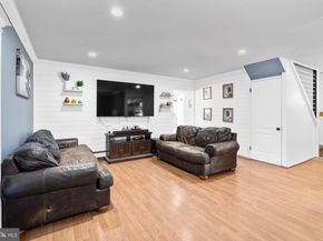 18 Harvest Road, Levittown PA 19056
