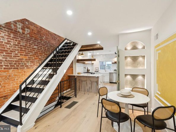 1645 S Mole Street, Philadelphia PA 19145