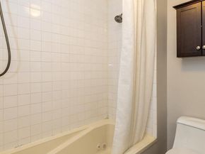 1903 Spruce Street 3E, Philadelphia PA 19103