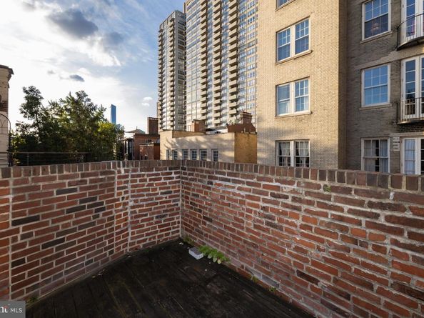 1903 Spruce Street 3E, Philadelphia PA 19103