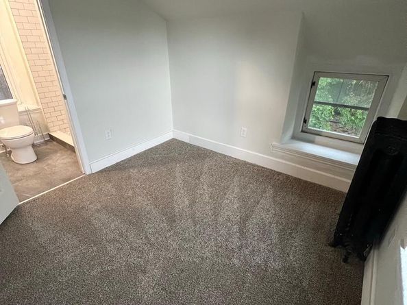332 W Queen Lane, Philadelphia PA 19144